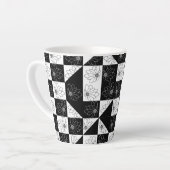 Monochrome checkboard en florale glamour Pattern Latte Mok (Linkerhoek)