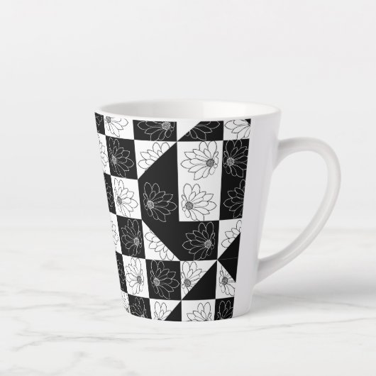 Monochrome checkboard en florale glamour Pattern Latte Mok (Rechts)