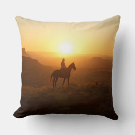 Monochrome Cowboy Silhouet Woestijn Gouden Uur Kussen