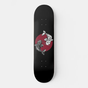 Monochrome Koi-karpers op de rode cirkel Persoonlijk Skateboard