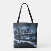 Monochrome New York Skyline Nightscape Tote Bag (Achterkant)