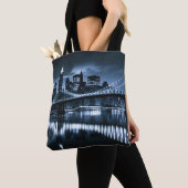 Monochrome New York Skyline Nightscape Tote Bag (Dichtbij)