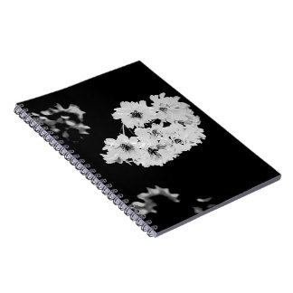 Monochrome Sakura Notebook - Elegant Black & White Notitieboek