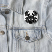 Monochrome samurai-masker ronde button 5,7 cm (In situ)