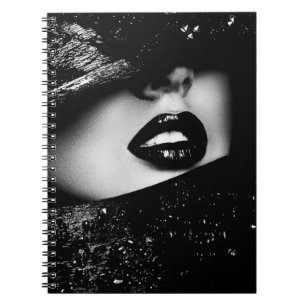 Monochrome sensuele lippen in zwart lijst notitieboek
