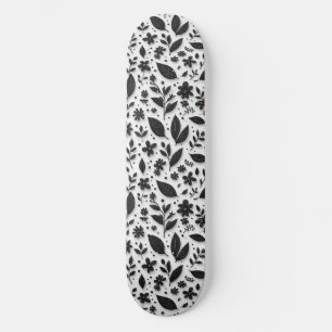 Monochroom bloempatroon met bladeren en bloemen persoonlijk skateboard
