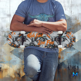 Monochroom Graffiti & Oranje 'Ride Fast Live Free' Persoonlijk Skateboard