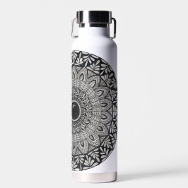 monochroom mandala-ontwerp op waterfles