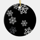 Monochroom minimalistisch sneeuwvlok kerstpatroon keramisch ornament (Voorkant)