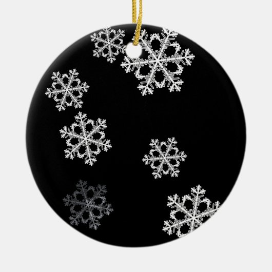 Monochroom minimalistisch sneeuwvlok kerstpatroon keramisch ornament (Voorkant)