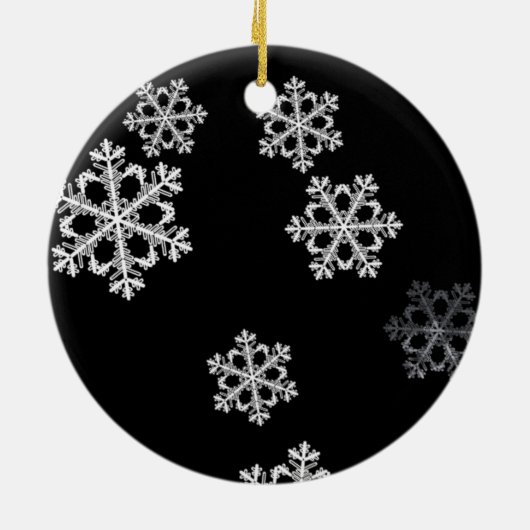 Monochroom minimalistisch sneeuwvlok kerstpatroon keramisch ornament (Achterkant)