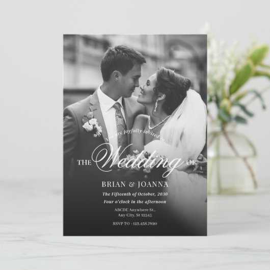 Monochroom modern minimalistisch script foto bruil kaart (Staand voorkant)