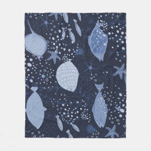 Monochroom slapende vissen, donker patroon. fleece deken
