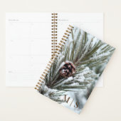 Monografische besneeuwde dennenappel op Evergreen Planner (Display)