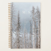 Monografische witte winterbomen op stoffige blauwe planner (Voorkant)