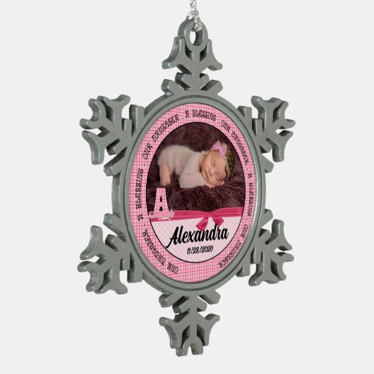 Monogram A van New Parents Baby Girl Tin Sneeuwvlok Ornament (Links)