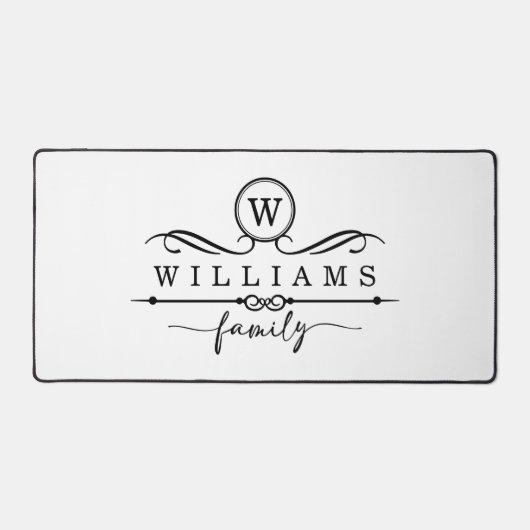 Monogram Aangepaste familienaam Zwart Script Bureaumat (Voorkant)