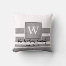 monogram aangepaste kussen sepia en witte strepen