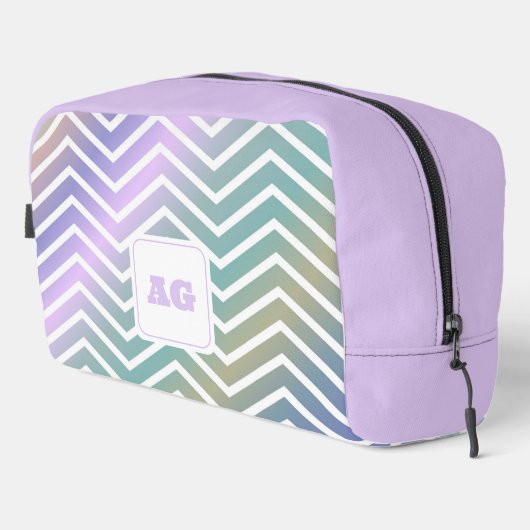 Monogram abstract regenboog chevron moderne Naai T Toilettasje (Rechterhoek)