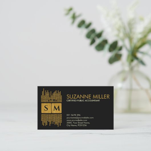 Monogram Accounting Services - Black en Gold Visitekaartje (Staand voorkant)