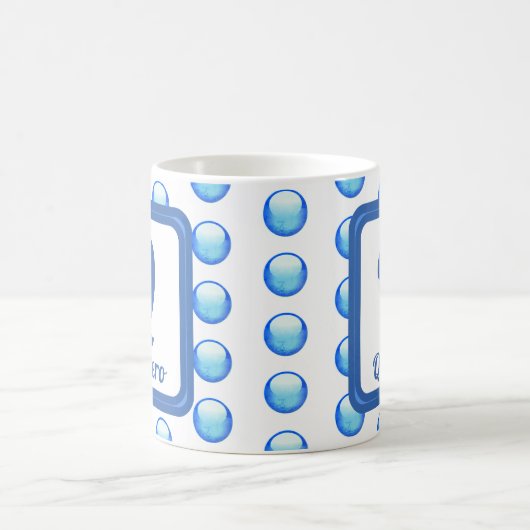 Monogram Achternaam Bright Blue Polka Dot Initiaal Koffiemok (Center)