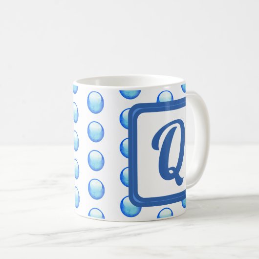 Monogram Achternaam Bright Blue Polka Dot Initiaal Koffiemok (Voorkant rechts)