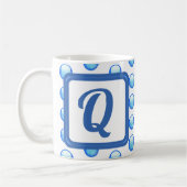 Monogram Achternaam Bright Blue Polka Dot Initiaal Koffiemok (Links)