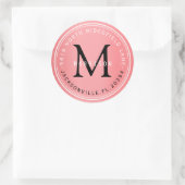 Monogram adreslabel in koraal ronde sticker (Tas)