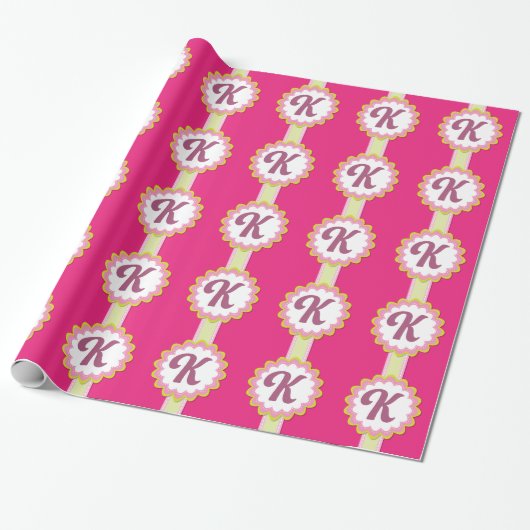 Monogram alfabet Letter K Roze Aangepast Cadeaupapier (Uitgerold)