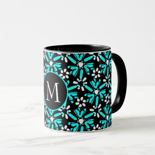 Monogram Aqua Blue & Black Batik Flower Pattern Mok (Voorkant rechts)