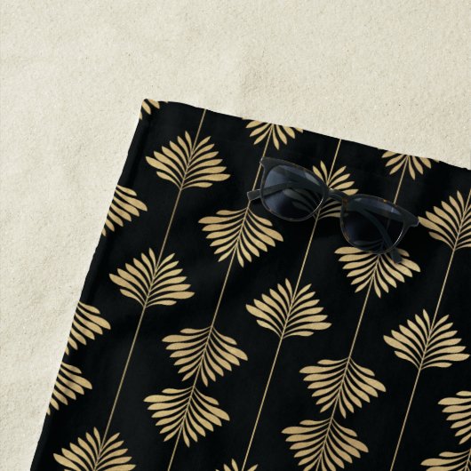 Monogram Art Deco Black Gold Beach Water Polo Swim Strandlaken (In situ)