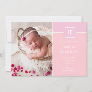 Monogram baby meisje foto's roze moderne geboorte aankondiging