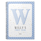 Monogram Baby Memory Journal. Blauw en wit Notitieboek (Voorkant)
