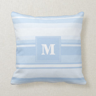 Monogram babyblauwe strepen kussen