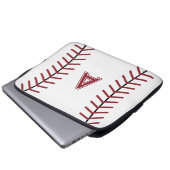 Monogram Baseball Laptop Hoesje Sleeve (Voorkant onderkant)