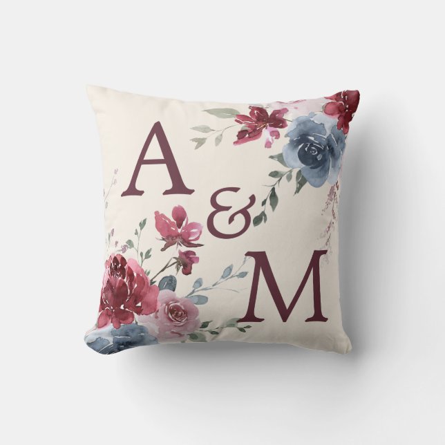 Monogram Beginletters Stof Roze Blauwe Bloemen Ivo Kussen (Voorkant)