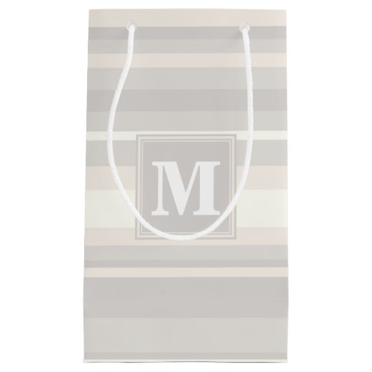 Monogram beige strepen klein cadeauzakje (Voorkant)
