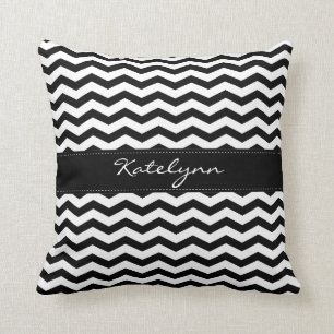 Monogram Black Chevron Zigzag Print Kussens