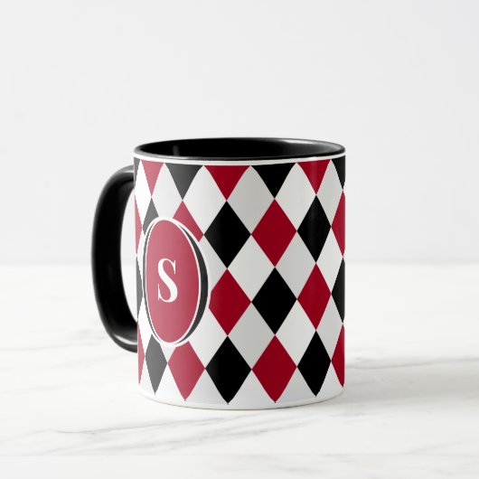 Monogram Black en Red Harlequin Diamond Pattern Mok (Voorkant links)