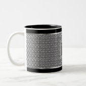 Monogram Black en Silver Metal Mesh Tweekleurige Koffiemok (Links)