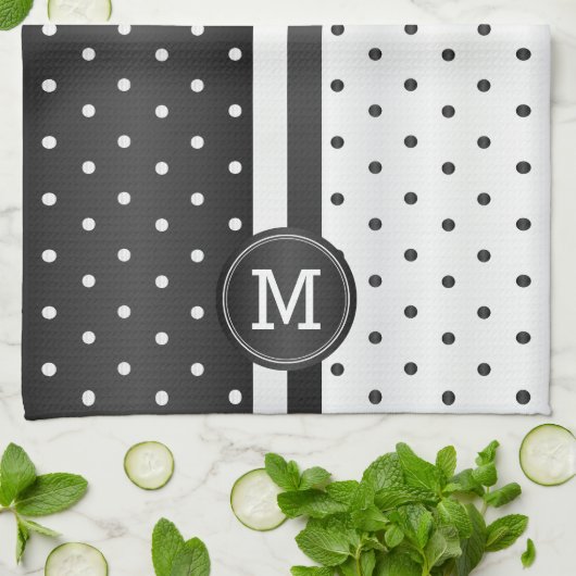 Monogram Black en White Polka Dot Theedoek (Gevouwen)