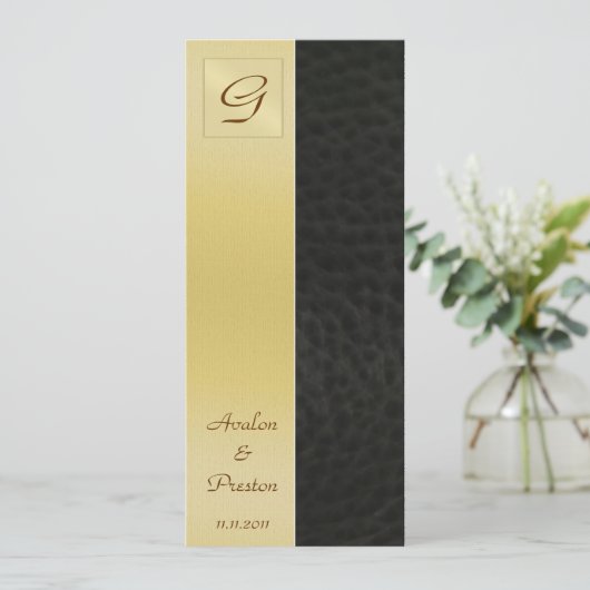 Monogram Black Leather Wedding Program Uitnodiging (Staand voorkant)