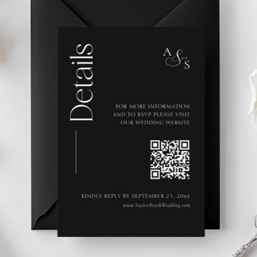 Monogram Black Wedding Details Website QR Code Informatiekaartje