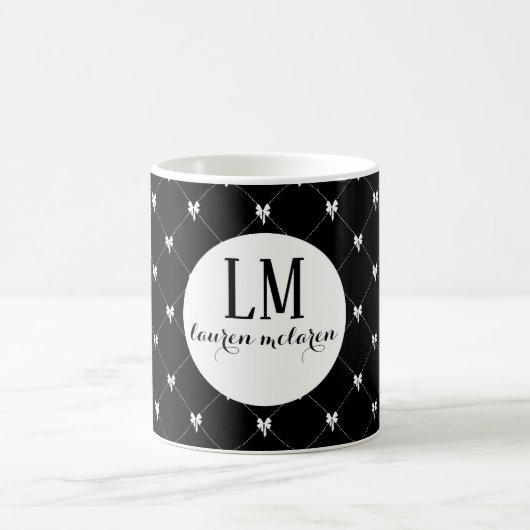 Monogram Black & White Bow Script Koffiemok (Center)