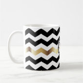 Monogram Black, White en Gold Chevron Koffiemok (Links)