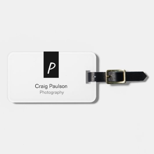 Monogram Black White Photography Modern minimalist Bagagelabel (Voorkant horizontaal)