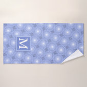 Monogram blauw cirkelpatroon badhanddoek (Badhanddoek)