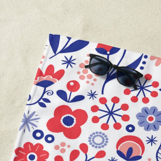 Monogram | Blauw- en koraalpatroon Strandlaken (In situ)