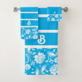 Monogram blauw en witte dampmaskers bad handdoek (Insitu)