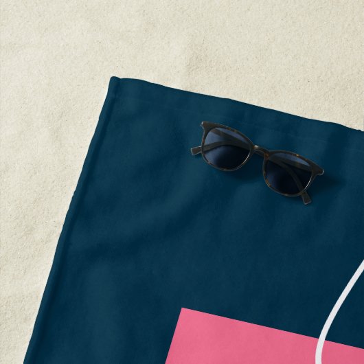 Monogram Blauw Roze Gepersonaliseerd Strandlaken (In situ)